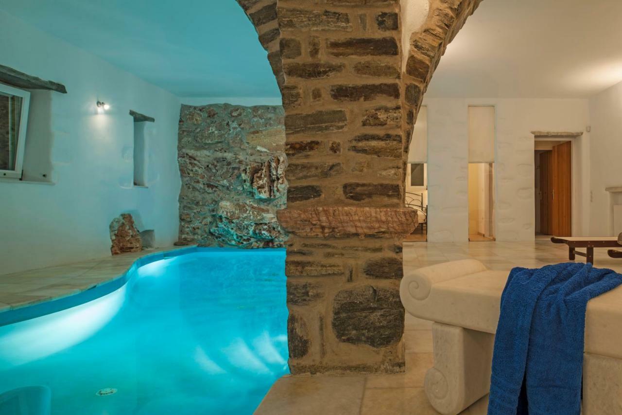 Villa Aeolos With 2 Private Pools Sarakiniko  ภายนอก รูปภาพ